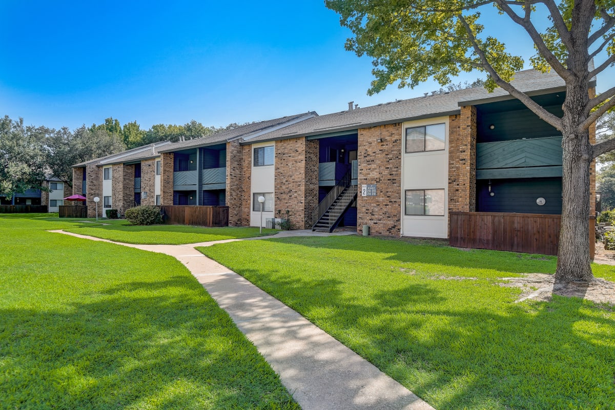 Photos and Video of Park Place in Hurst, TX